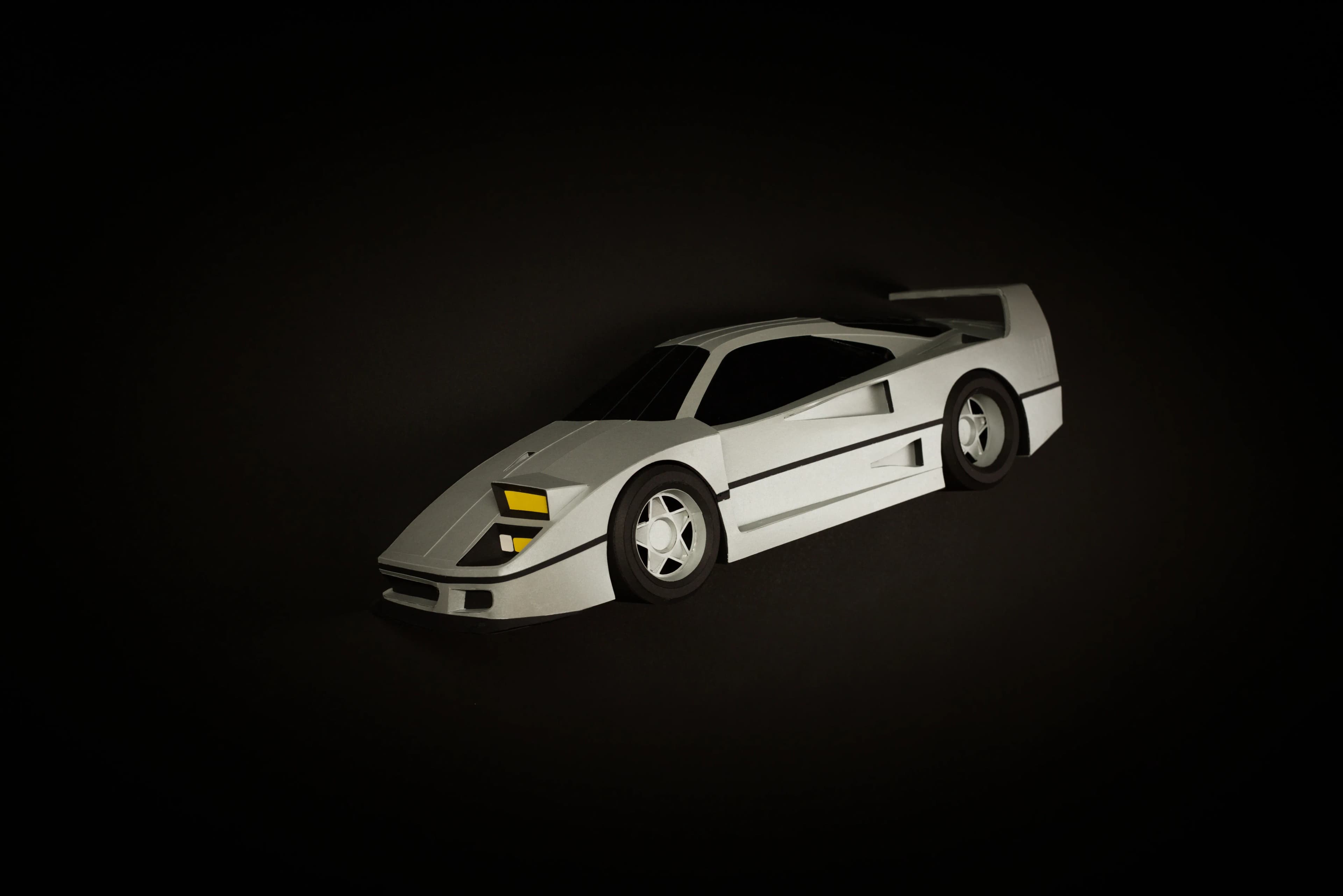 Ferrari F40 Papercraft Kit