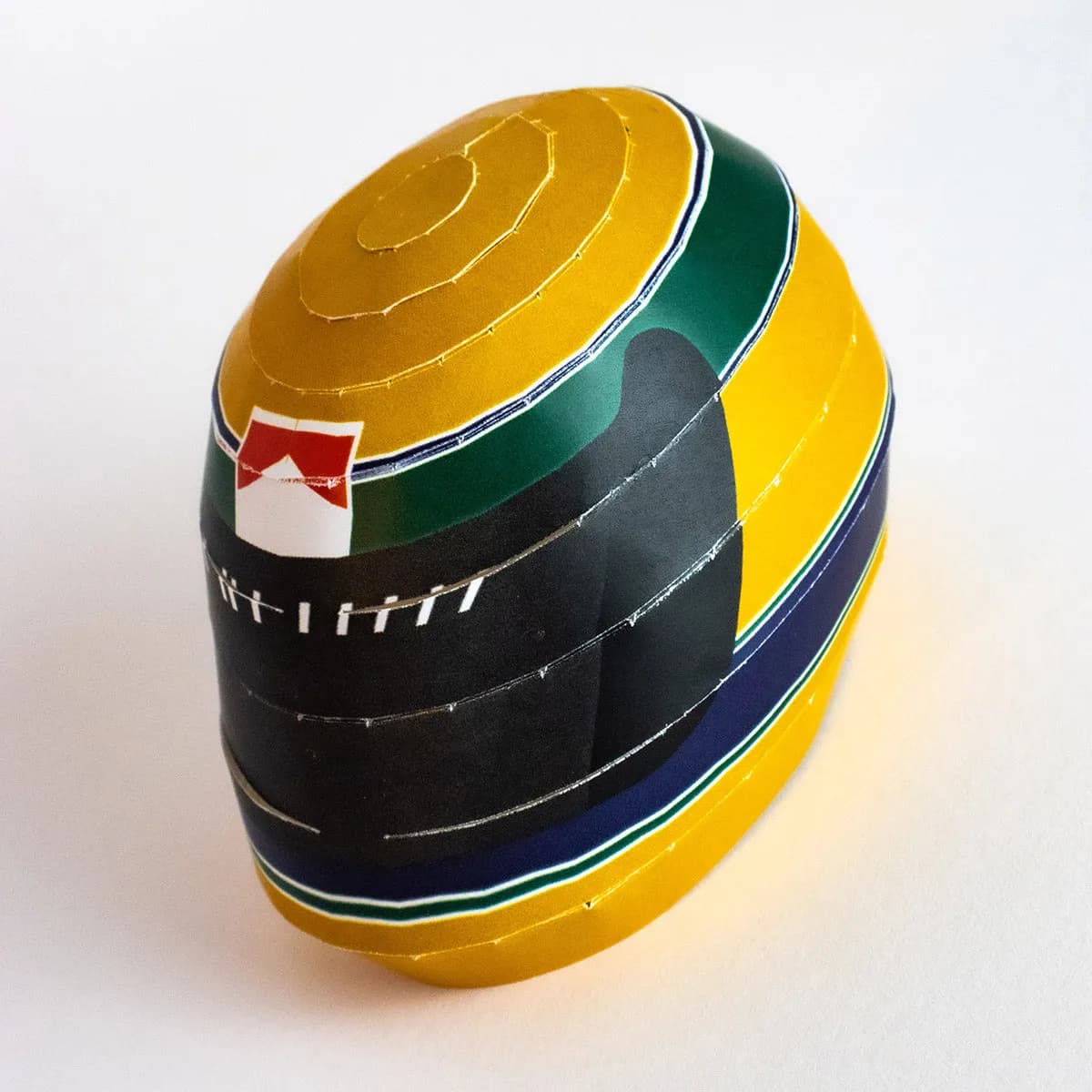 The Senna Helmet 1:4