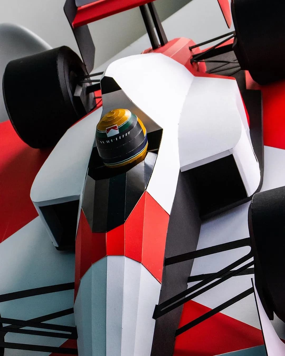 F1 Legend - Papercraft kit - Wall Sculpture 140 cm